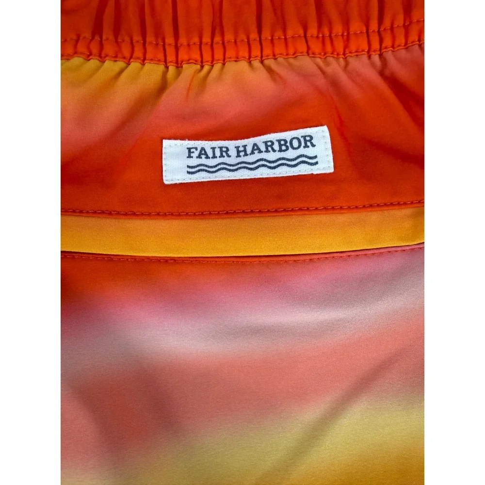Fair Harbor Mens XL Sunset Stripe 8 Inch Swim Trunks Lined Beach Vacay